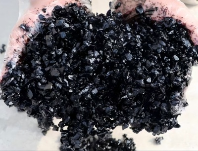 松江沥青冷补料（沥青砂）的优势特点与施工流程解析